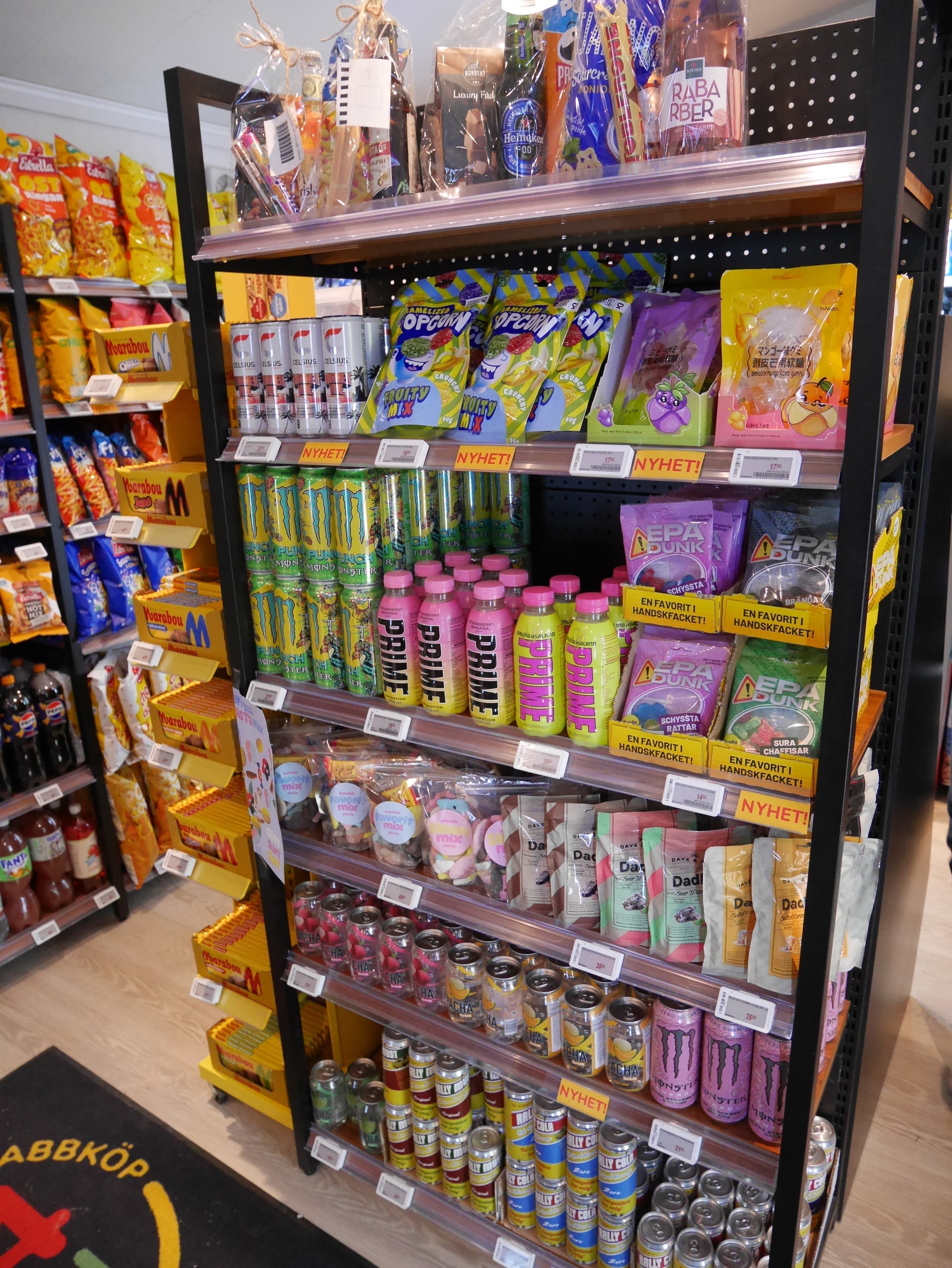 Lorem ipsum dolor sit amet, consectetur adipiscing elit,